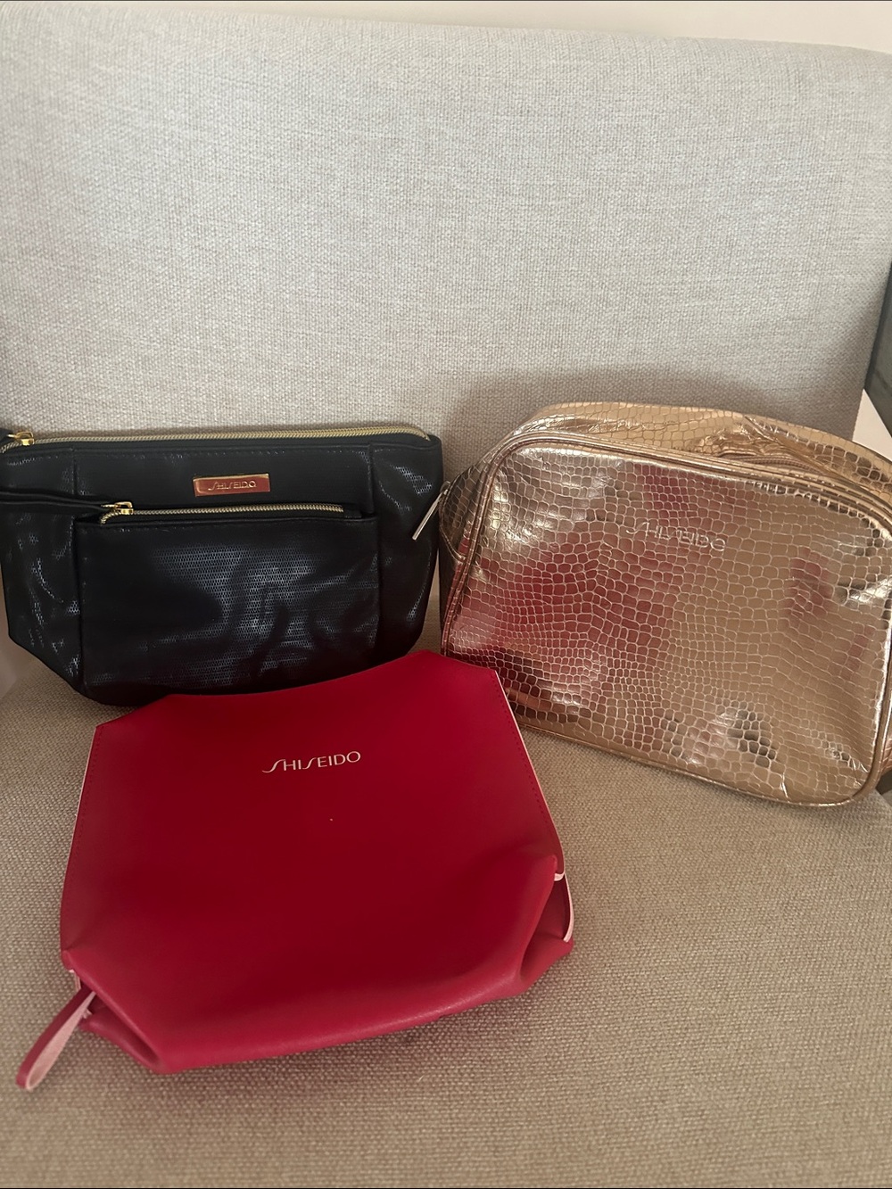 Shiseido Cosmetic Bag Set — Black, Gold, Red